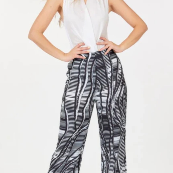 Black and White Boot Cut Pants with Flare - Picture 1 of 1